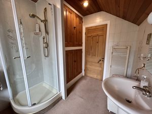 Photo 34- click for photo gallery